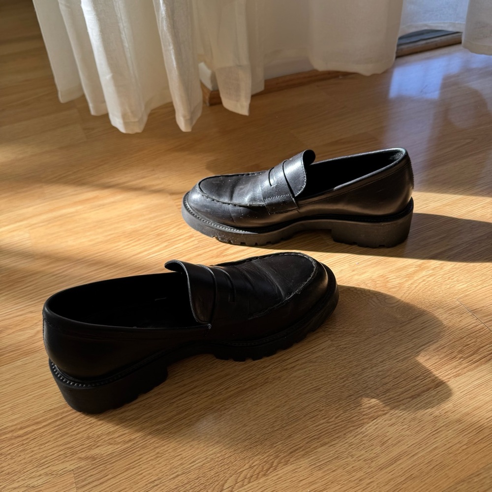 Vagabond Shoemakers Kenova Black Leather Lug Sole Loafers Size 37